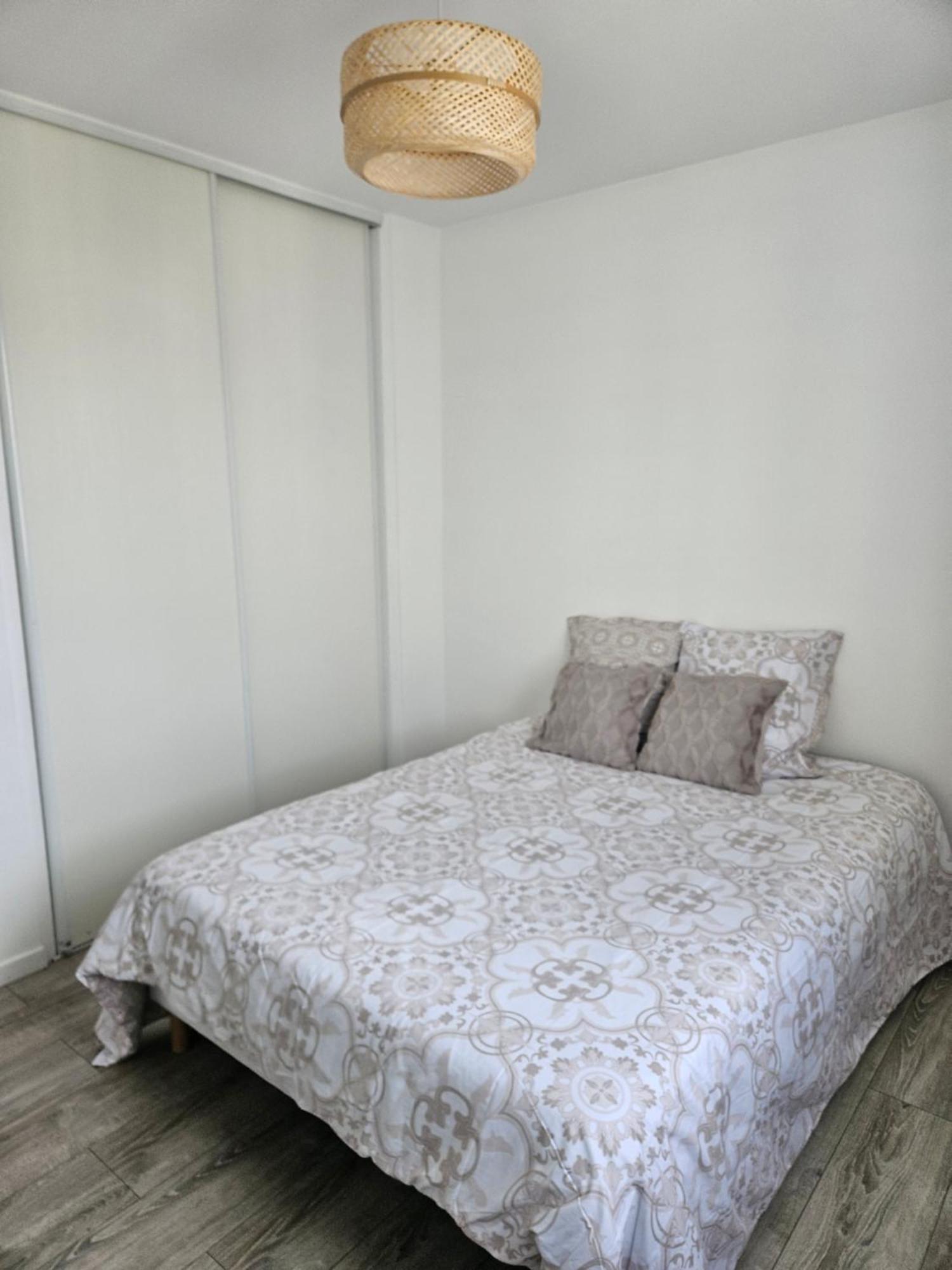 Appartement Lumineux Stade De France Сен Дени Екстериор снимка